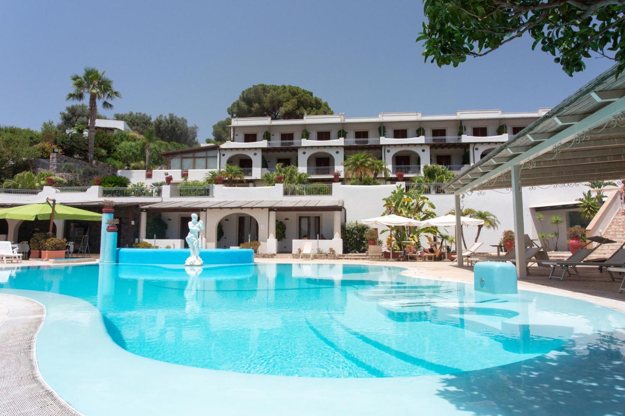Hotel Tritone Lipari Bagian luar foto