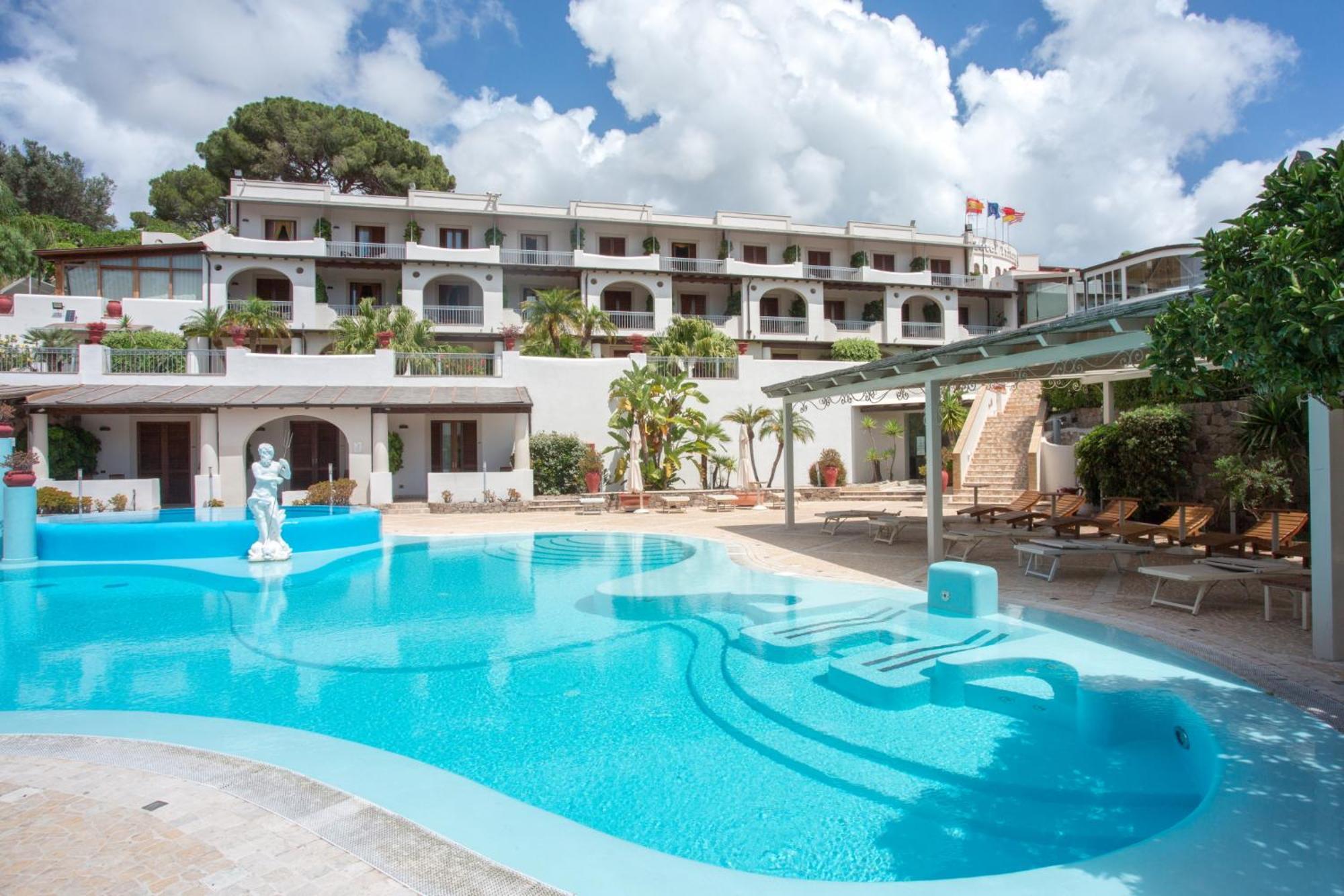 Hotel Tritone Lipari Bagian luar foto