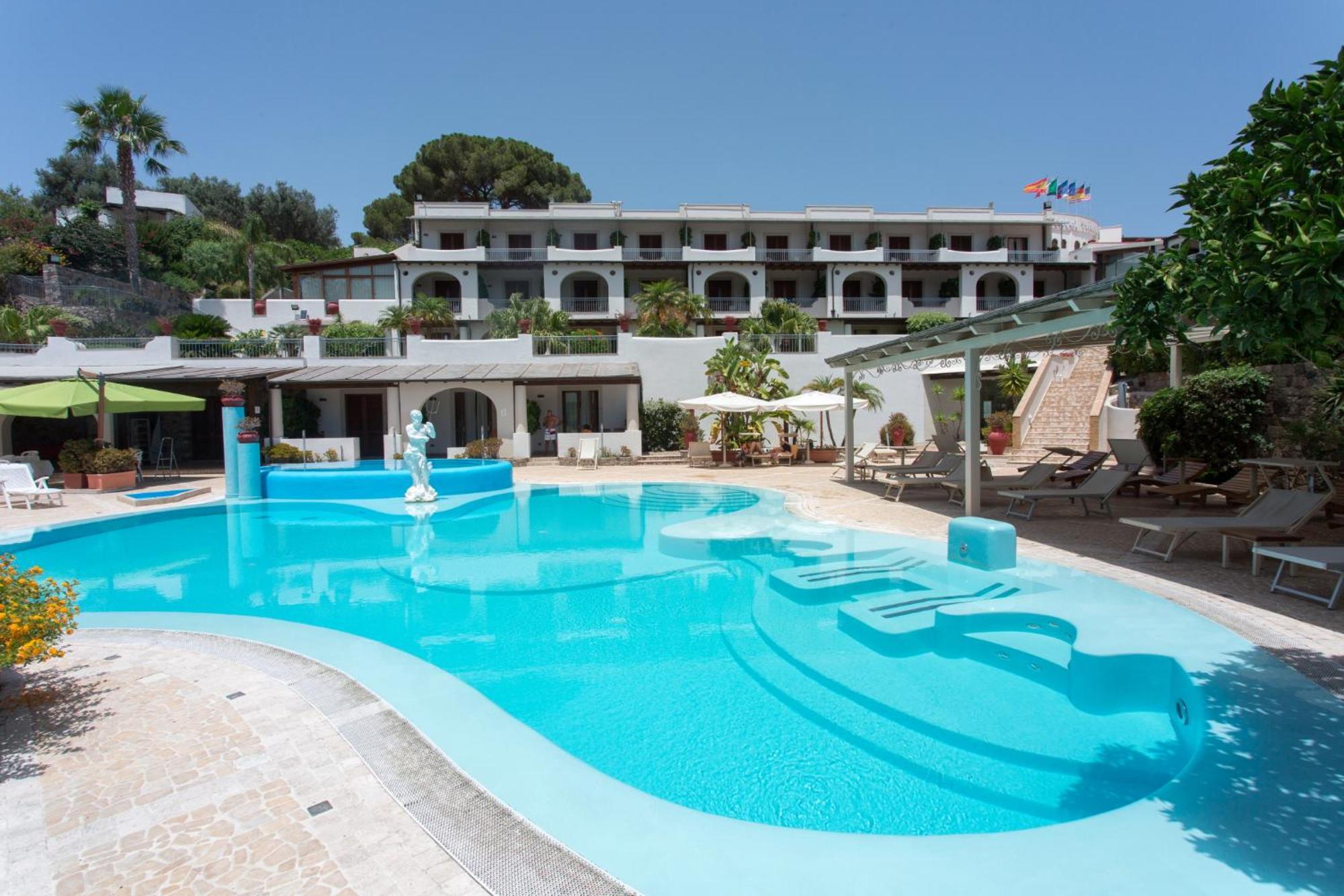 Hotel Tritone Lipari Bagian luar foto