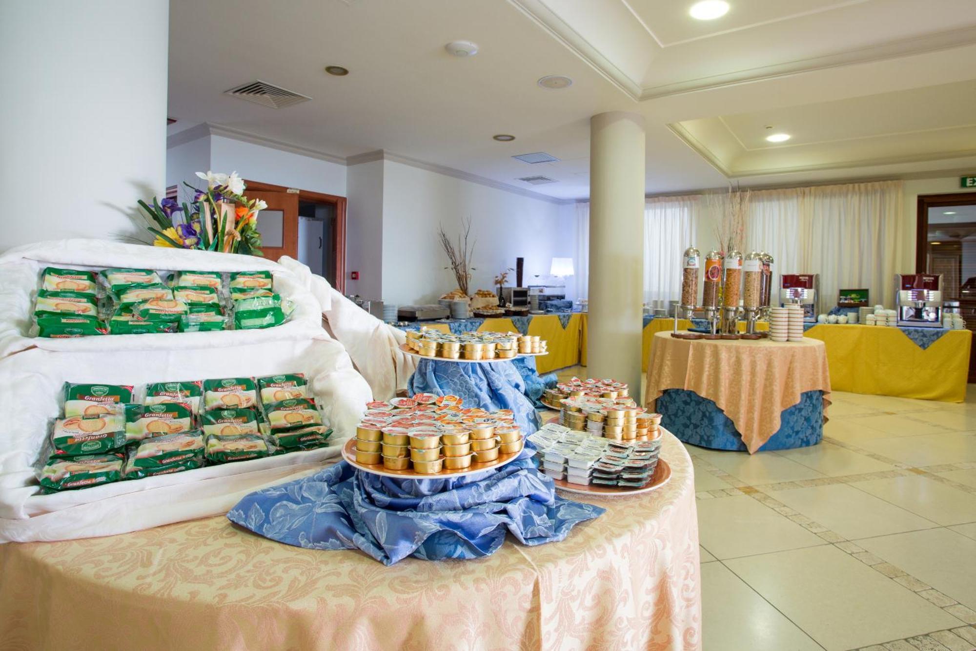 Hotel Tritone Lipari Bagian luar foto
