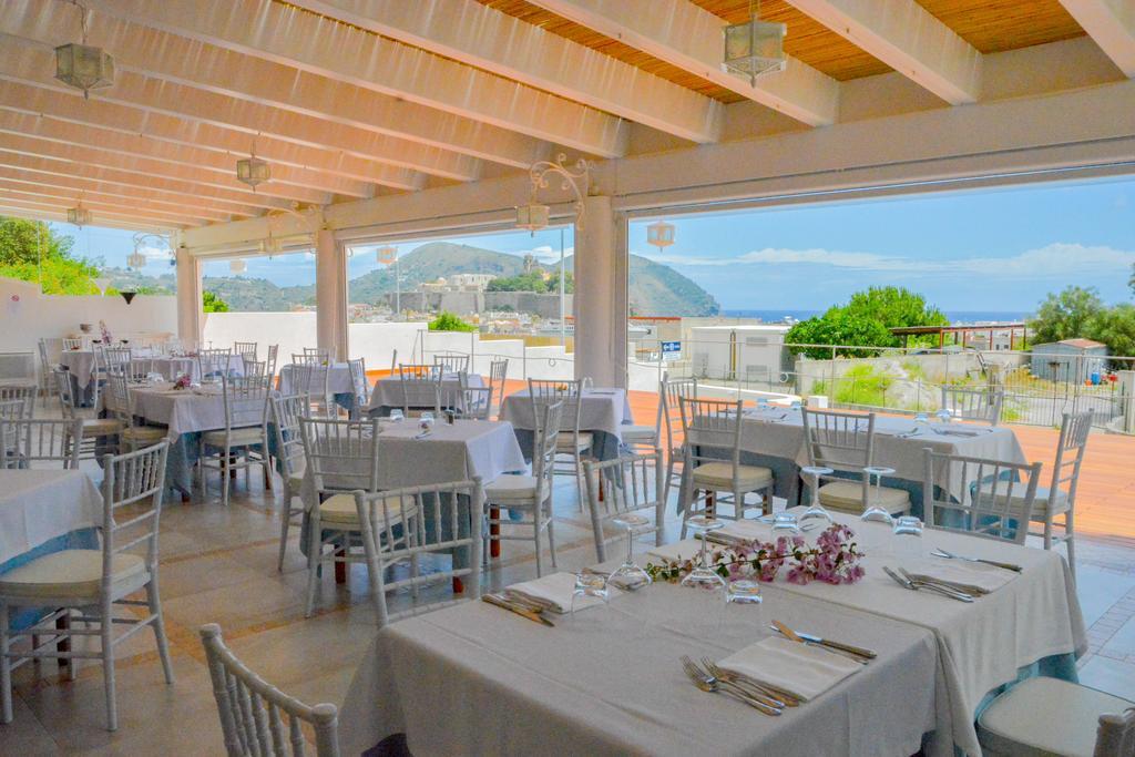 Hotel Tritone Lipari Bagian luar foto