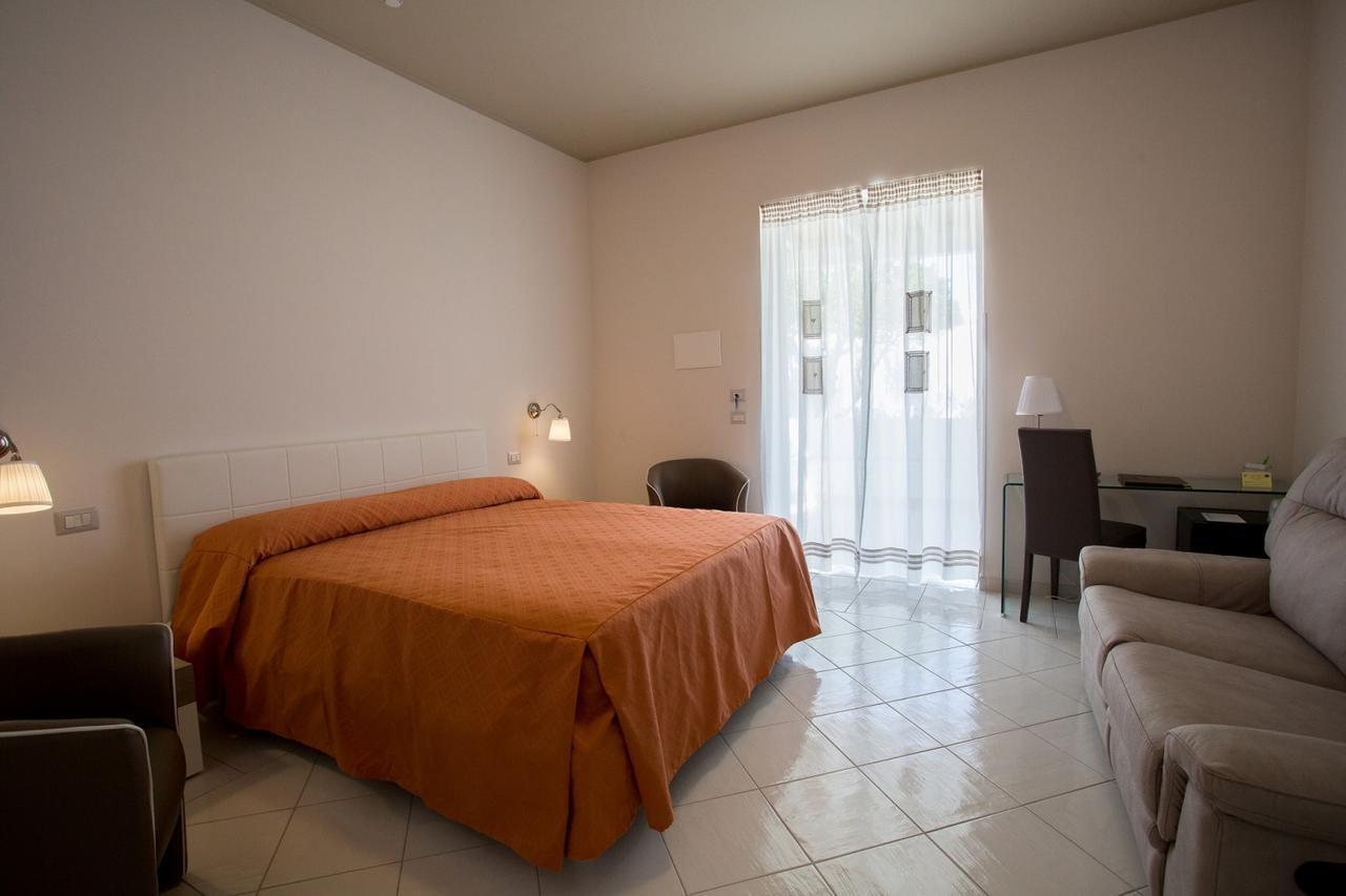 Hotel Tritone Lipari Bagian luar foto