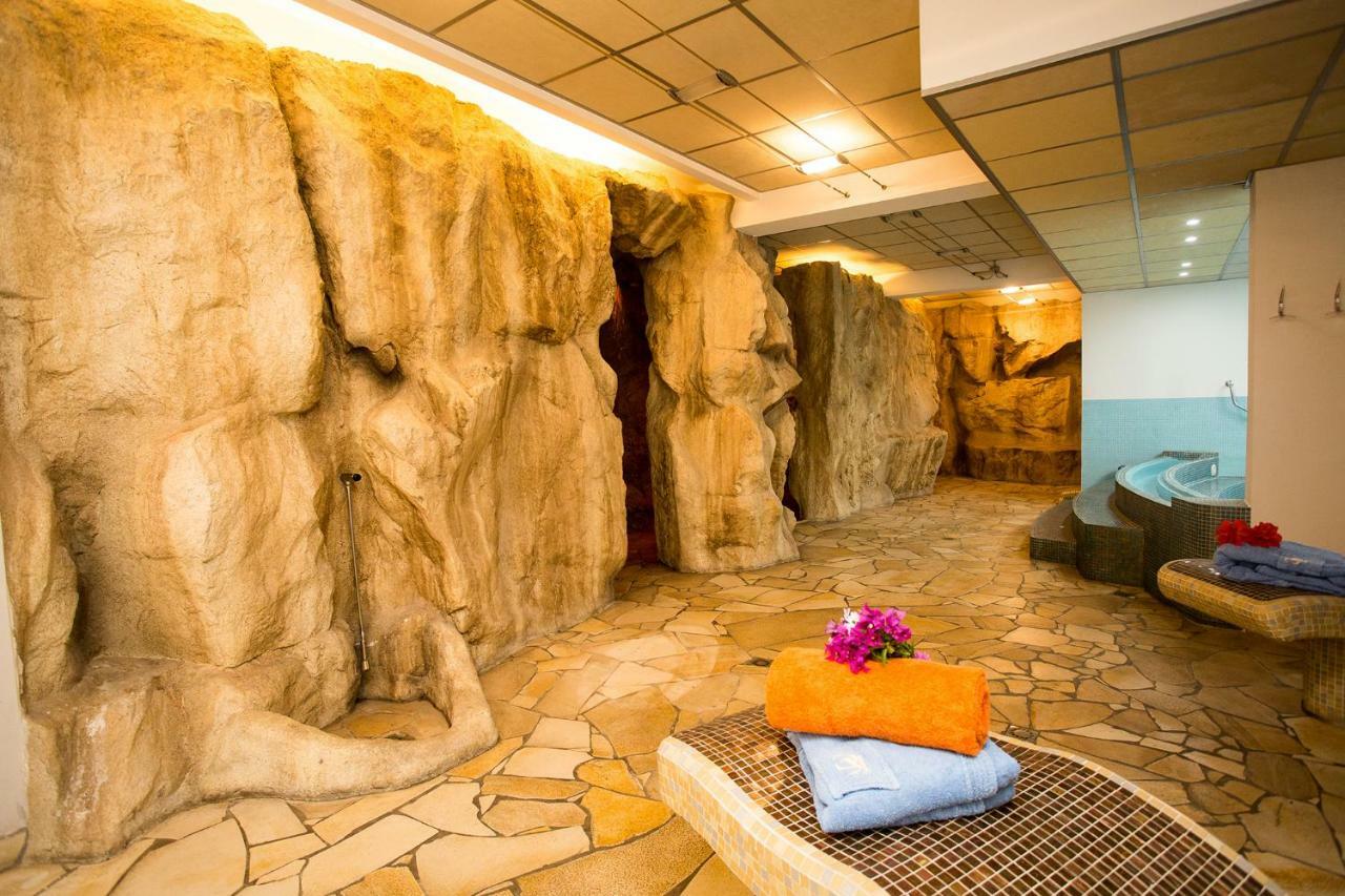 Hotel Tritone Lipari Bagian luar foto